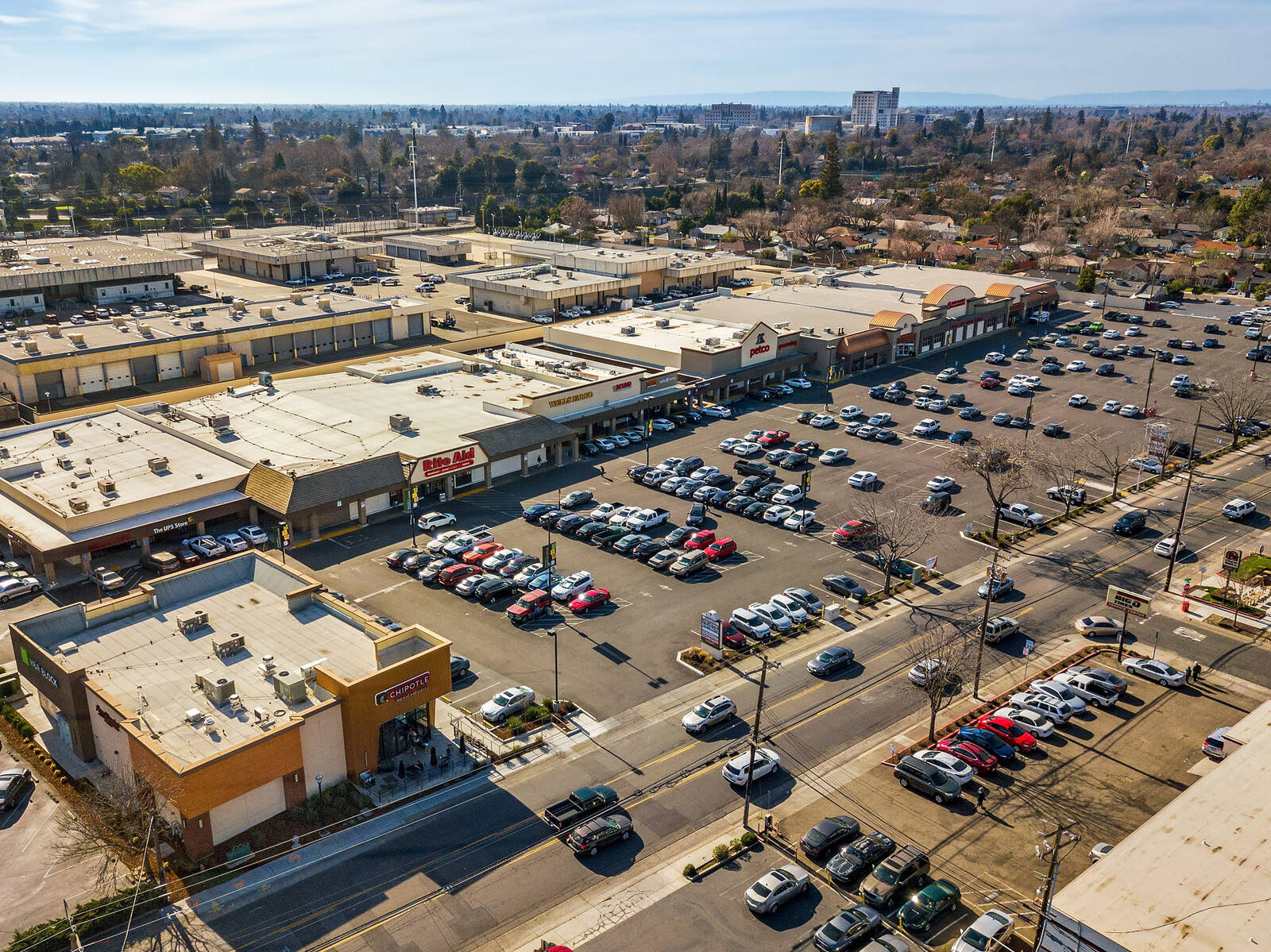 Jumbo Market opens in Granite Bay Village shopping center — Calisphere