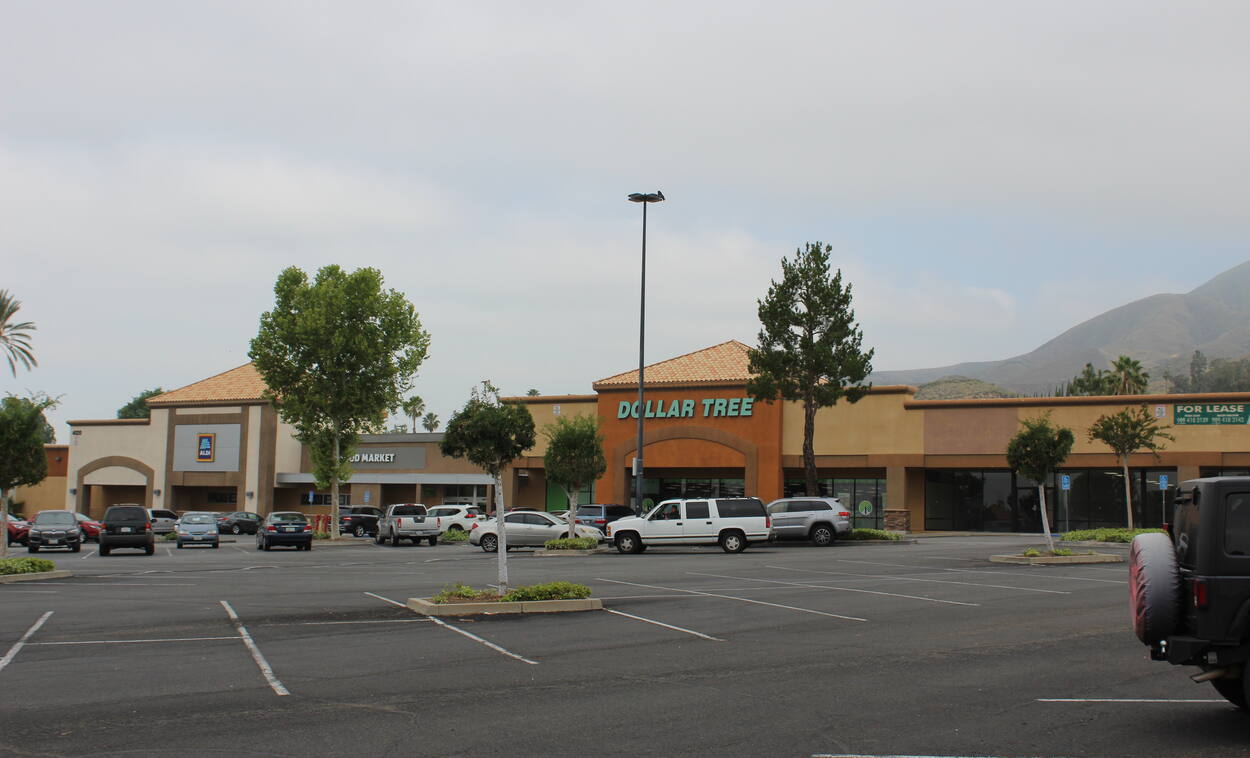 Highland Avenue Plaza