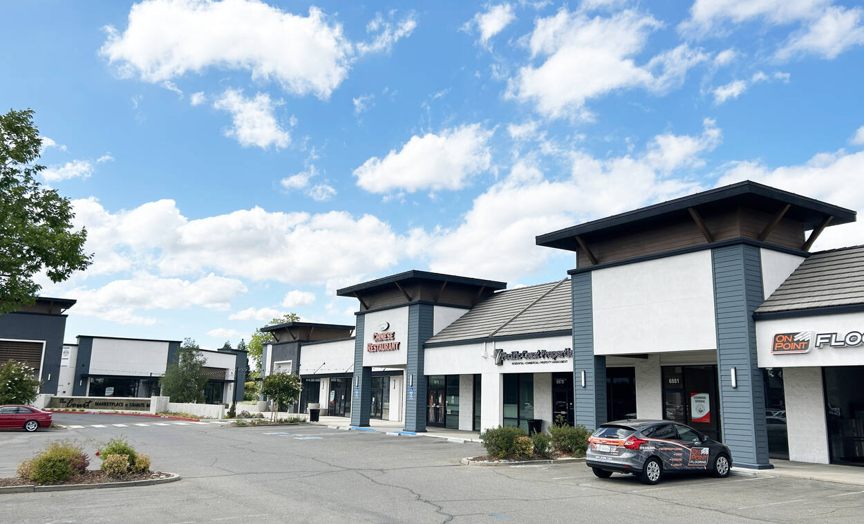 Jumbo Market opens in Granite Bay Village shopping center — Calisphere