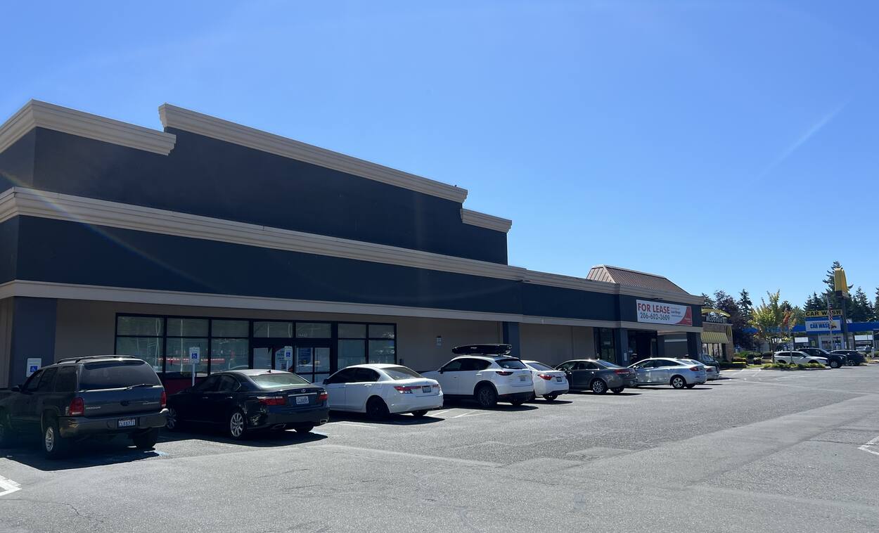 Kingsgate Shopping Center