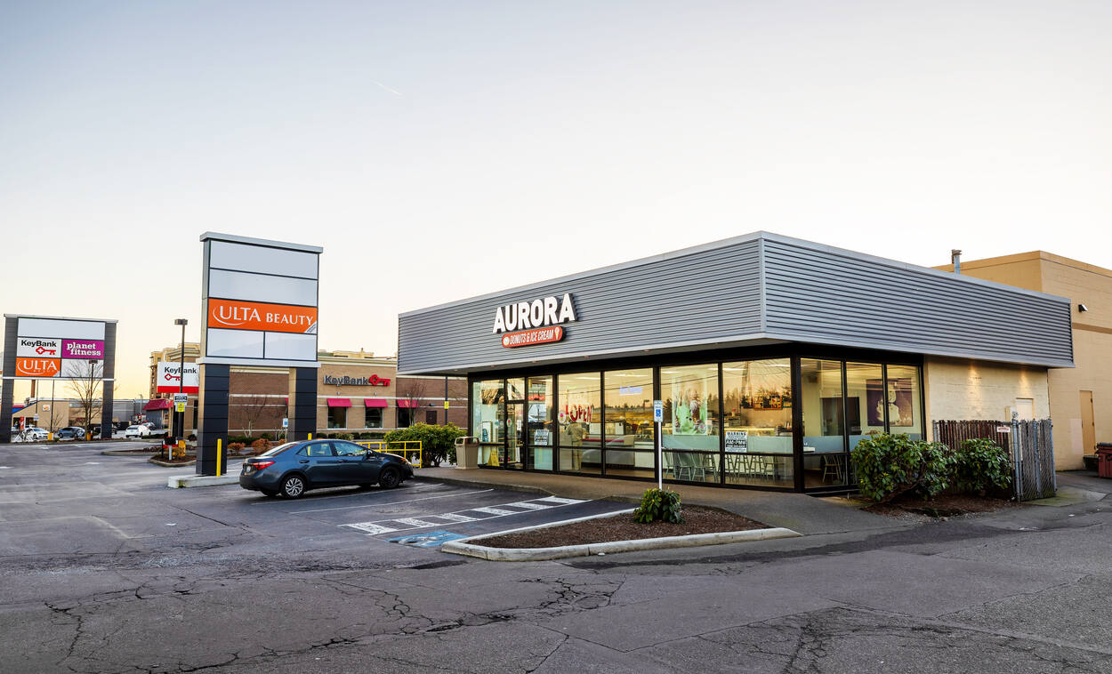 Aurora Shopping Center