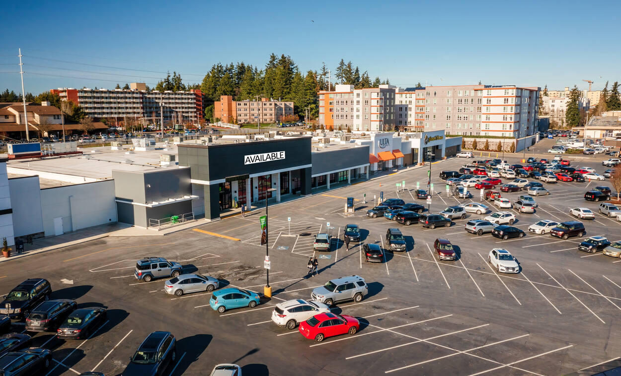 Aurora Shopping Center